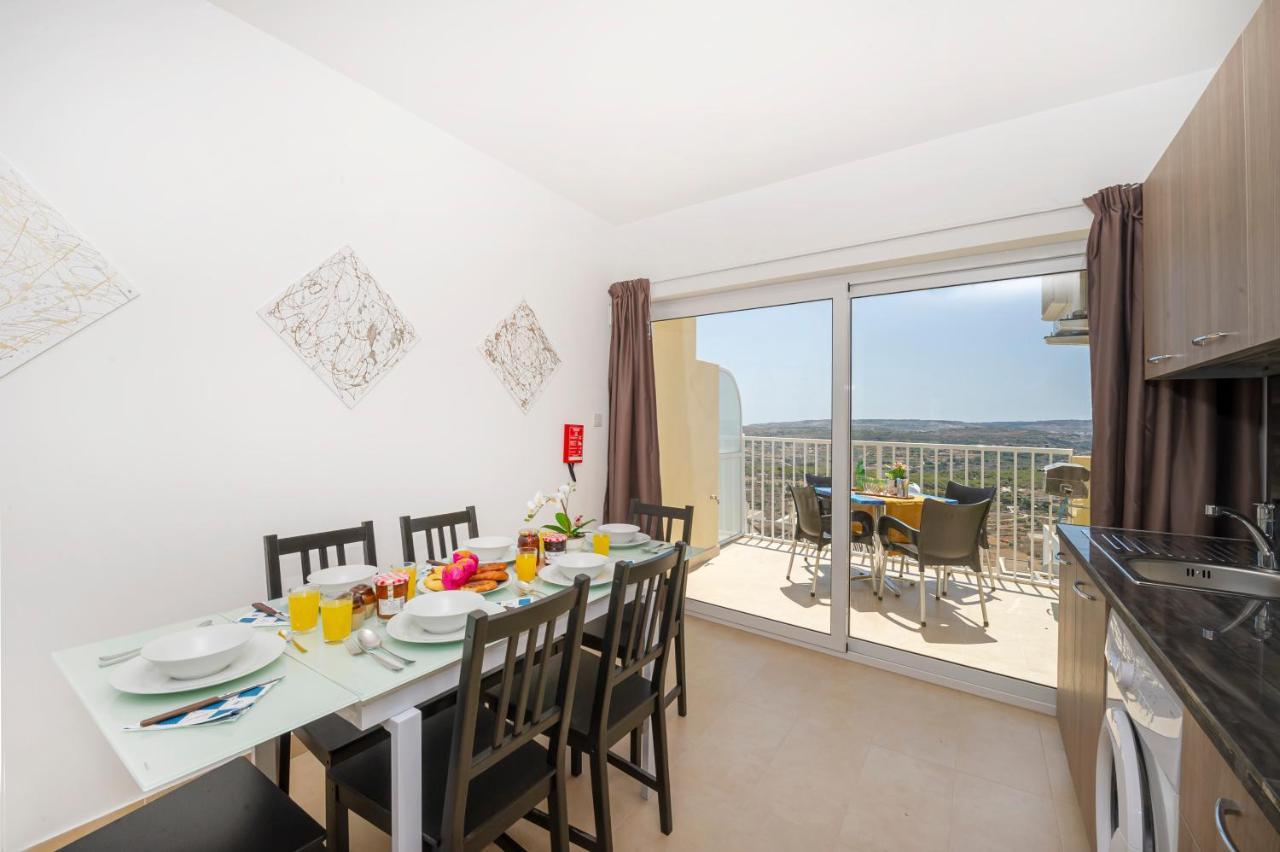 Summer Breeze Apartment With Panoramic Terrace - By Getawaysmalta メーリッハ エクステリア 写真