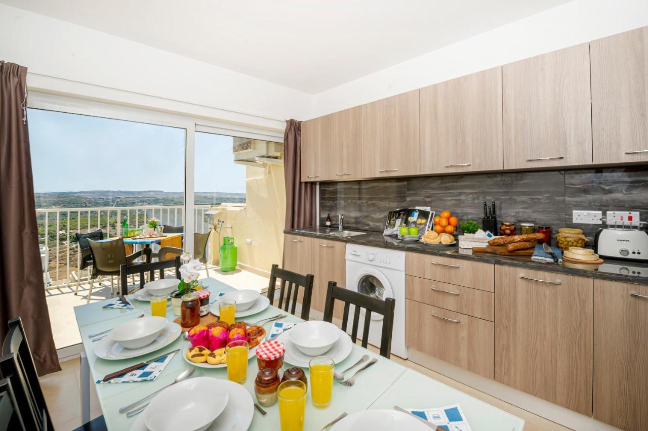 Summer Breeze Apartment With Panoramic Terrace - By Getawaysmalta メーリッハ エクステリア 写真