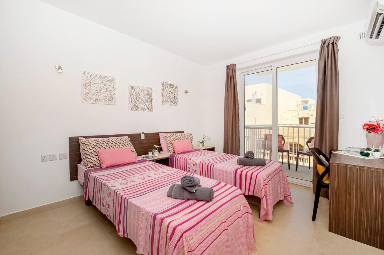 Summer Breeze Apartment With Panoramic Terrace - By Getawaysmalta メーリッハ エクステリア 写真